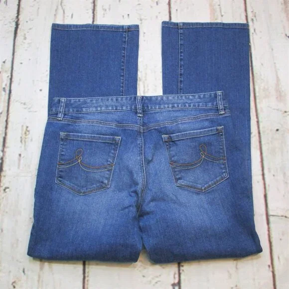 Ann Taylor LOFT Mid Rise Original Bootcut Jeans - Picture 4 of 8